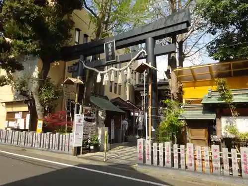 菊名神社の鳥居