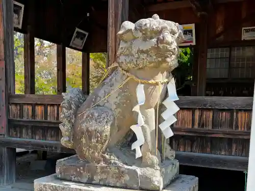 御厨神社の狛犬