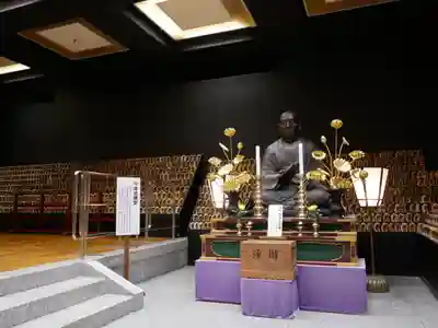 高幡不動尊 金剛寺の像