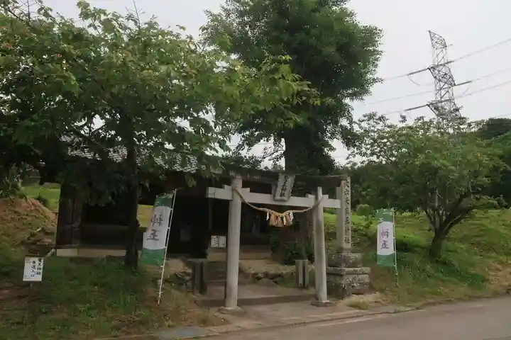 大六天麻王神社の鳥居