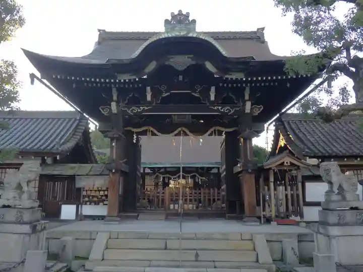 六孫王神社の本殿・本堂