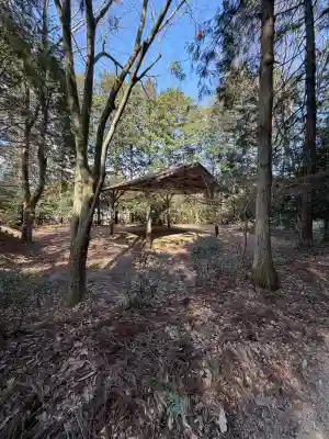 玉作湯神社の{uncategorized: "未分類", other: "その他", undefined: "問題あり", building: "その他建物", grave: "お墓", sacred_gate: "鳥居", guardian: "狛犬", statue: "像", buddha: "仏像", history: "歴史", nature: "自然", garden: "庭園", animal: "動物", pagoda: "塔", temizu: "手水舎", mountain_gate: "山門・神門", sanctuary: "本殿・本堂", subordinate: "末社・摂社", art: "芸術", scenery: "景色", jizo: "地蔵", ema: "絵馬", goshuin: "御朱印", omikuji: "おみくじ", items: "授与品その他", amulet: "お守り", goshuincho: "御朱印帳", eats: "食事", festival: "お祭り", votive_dance: "神楽", shichigosan: "七五三参", wedding: "結婚式", experience: "体験その他", initially: "初詣", around: "周辺", anti_infection: "感染症対策"}