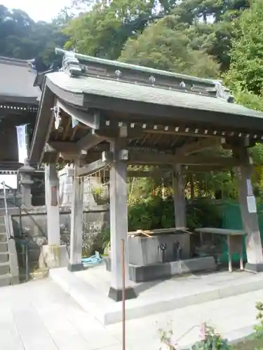 瀬戸神社の手水舎