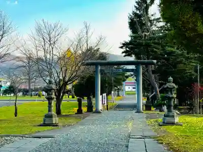 市来知神社の{uncategorized: "未分類", other: "その他", undefined: "問題あり", building: "その他建物", grave: "お墓", sacred_gate: "鳥居", guardian: "狛犬", statue: "像", buddha: "仏像", history: "歴史", nature: "自然", garden: "庭園", animal: "動物", pagoda: "塔", temizu: "手水舎", mountain_gate: "山門・神門", sanctuary: "本殿・本堂", subordinate: "末社・摂社", art: "芸術", scenery: "景色", jizo: "地蔵", ema: "絵馬", goshuin: "御朱印", omikuji: "おみくじ", items: "授与品その他", amulet: "お守り", goshuincho: "御朱印帳", eats: "食事", festival: "お祭り", votive_dance: "神楽", shichigosan: "七五三参", wedding: "結婚式", experience: "体験その他", initially: "初詣", around: "周辺", anti_infection: "感染症対策"}