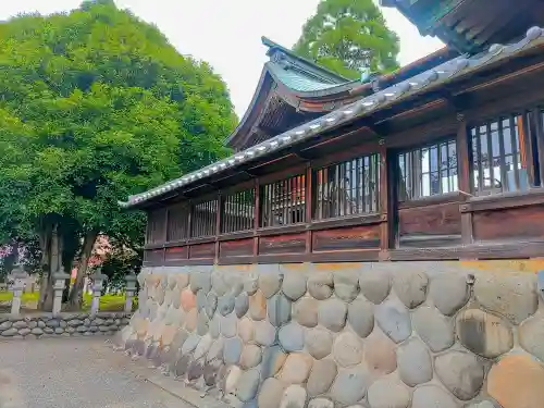 白山社（後飛保町）の本殿・本堂