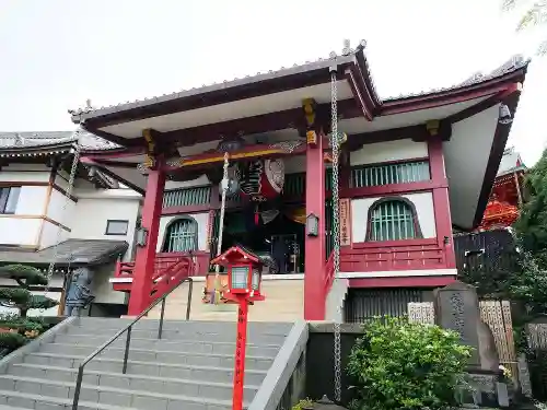 放生寺の本殿・本堂