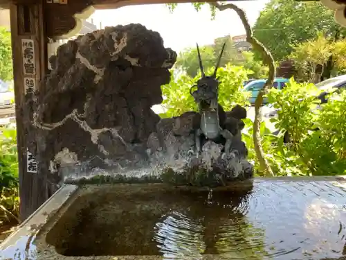 白山神社の手水