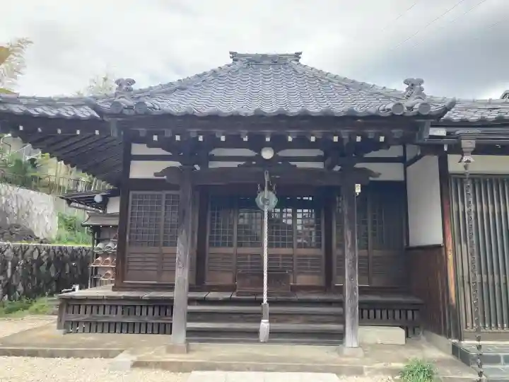 西光院の{uncategorized: "未分類", other: "その他", undefined: "問題あり", building: "その他建物", grave: "お墓", sacred_gate: "鳥居", guardian: "狛犬", statue: "像", buddha: "仏像", history: "歴史", nature: "自然", garden: "庭園", animal: "動物", pagoda: "塔", temizu: "手水舎", mountain_gate: "山門・神門", sanctuary: "本殿・本堂", subordinate: "末社・摂社", art: "芸術", scenery: "景色", jizo: "地蔵", ema: "絵馬", goshuin: "御朱印", omikuji: "おみくじ", items: "授与品その他", amulet: "お守り", goshuincho: "御朱印帳", eats: "食事", festival: "お祭り", votive_dance: "神楽", shichigosan: "七五三参", wedding: "結婚式", experience: "体験その他", initially: "初詣", around: "周辺", anti_infection: "感染症対策"}