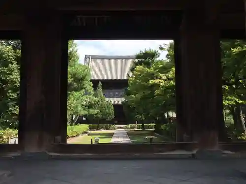 建仁寺（建仁禅寺）の山門