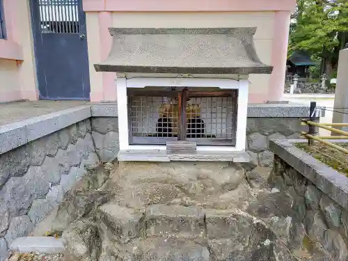 綿積神社の末社