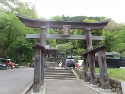高尾山麓氷川神社の鳥居