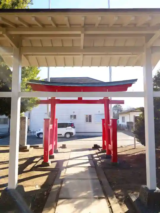 羽黒神社の{uncategorized: "未分類", other: "その他", undefined: "問題あり", building: "その他建物", grave: "お墓", sacred_gate: "鳥居", guardian: "狛犬", statue: "像", buddha: "仏像", history: "歴史", nature: "自然", garden: "庭園", animal: "動物", pagoda: "塔", temizu: "手水舎", mountain_gate: "山門・神門", sanctuary: "本殿・本堂", subordinate: "末社・摂社", art: "芸術", scenery: "景色", jizo: "地蔵", ema: "絵馬", goshuin: "御朱印", omikuji: "おみくじ", items: "授与品その他", amulet: "お守り", goshuincho: "御朱印帳", eats: "食事", festival: "お祭り", votive_dance: "神楽", shichigosan: "七五三参", wedding: "結婚式", experience: "体験その他", initially: "初詣", around: "周辺", anti_infection: "感染症対策"}