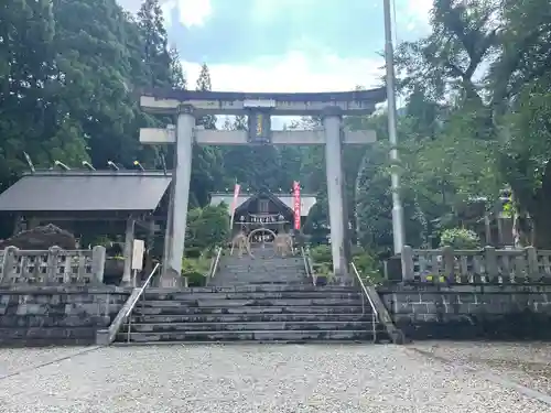 八海山尊神社の鳥居