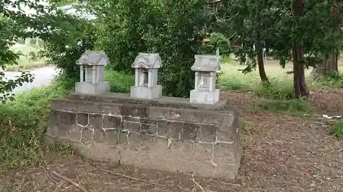 若泉稲荷神社の末社