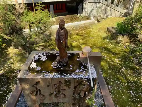 安養寺の手水舎