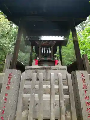 箭弓稲荷神社の{uncategorized: "未分類", other: "その他", undefined: "問題あり", building: "その他建物", grave: "お墓", sacred_gate: "鳥居", guardian: "狛犬", statue: "像", buddha: "仏像", history: "歴史", nature: "自然", garden: "庭園", animal: "動物", pagoda: "塔", temizu: "手水舎", mountain_gate: "山門・神門", sanctuary: "本殿・本堂", subordinate: "末社・摂社", art: "芸術", scenery: "景色", jizo: "地蔵", ema: "絵馬", goshuin: "御朱印", omikuji: "おみくじ", items: "授与品その他", amulet: "お守り", goshuincho: "御朱印帳", eats: "食事", festival: "お祭り", votive_dance: "神楽", shichigosan: "七五三参", wedding: "結婚式", experience: "体験その他", initially: "初詣", around: "周辺", anti_infection: "感染症対策"}
