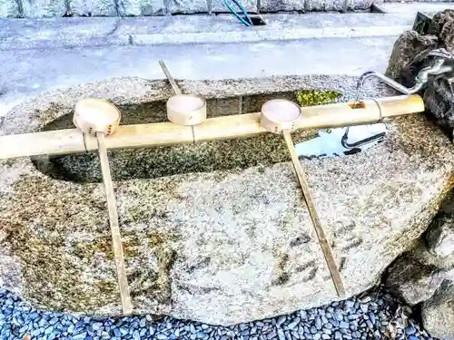 牟山神社の手水舎