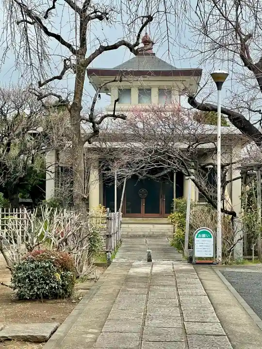 領玄寺の{uncategorized: "未分類", other: "その他", undefined: "問題あり", building: "その他建物", grave: "お墓", sacred_gate: "鳥居", guardian: "狛犬", statue: "像", buddha: "仏像", history: "歴史", nature: "自然", garden: "庭園", animal: "動物", pagoda: "塔", temizu: "手水舎", mountain_gate: "山門・神門", sanctuary: "本殿・本堂", subordinate: "末社・摂社", art: "芸術", scenery: "景色", jizo: "地蔵", ema: "絵馬", goshuin: "御朱印", omikuji: "おみくじ", items: "授与品その他", amulet: "お守り", goshuincho: "御朱印帳", eats: "食事", festival: "お祭り", votive_dance: "神楽", shichigosan: "七五三参", wedding: "結婚式", experience: "体験その他", initially: "初詣", around: "周辺", anti_infection: "感染症対策"}