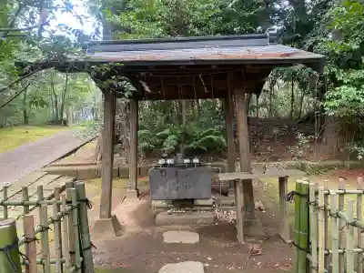 成田熊野神社の{uncategorized: "未分類", other: "その他", undefined: "問題あり", building: "その他建物", grave: "お墓", sacred_gate: "鳥居", guardian: "狛犬", statue: "像", buddha: "仏像", history: "歴史", nature: "自然", garden: "庭園", animal: "動物", pagoda: "塔", temizu: "手水舎", mountain_gate: "山門・神門", sanctuary: "本殿・本堂", subordinate: "末社・摂社", art: "芸術", scenery: "景色", jizo: "地蔵", ema: "絵馬", goshuin: "御朱印", omikuji: "おみくじ", items: "授与品その他", amulet: "お守り", goshuincho: "御朱印帳", eats: "食事", festival: "お祭り", votive_dance: "神楽", shichigosan: "七五三参", wedding: "結婚式", experience: "体験その他", initially: "初詣", around: "周辺", anti_infection: "感染症対策"}