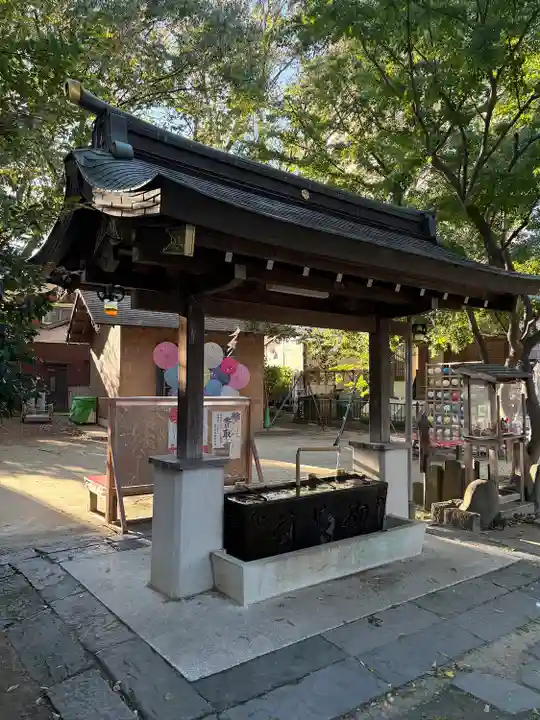 越谷香取神社の手水舎
