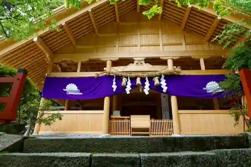 高鴨神社の本殿