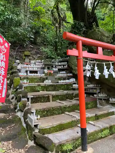 佐助稲荷神社の末社