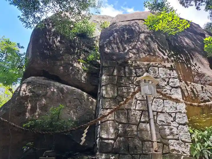 越木岩神社(兵庫県)