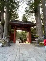 輪王寺の山門