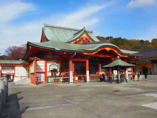 成田山名古屋別院大聖寺(犬山成田山)の本殿・本堂