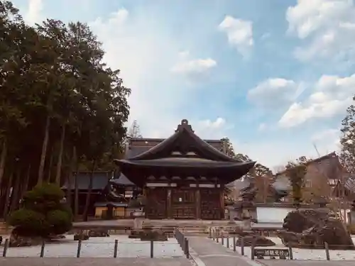 恵林寺の本殿・本堂