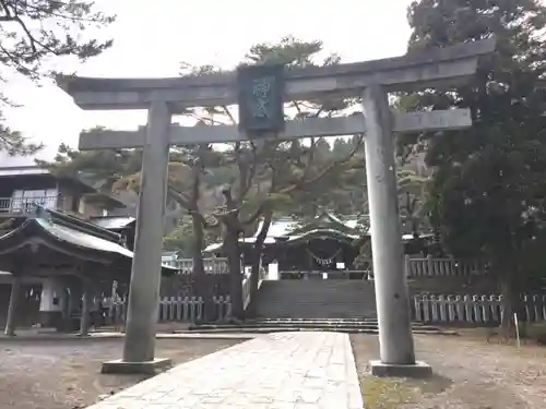 函館八幡宮の鳥居