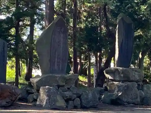 猿賀神社の建物その他