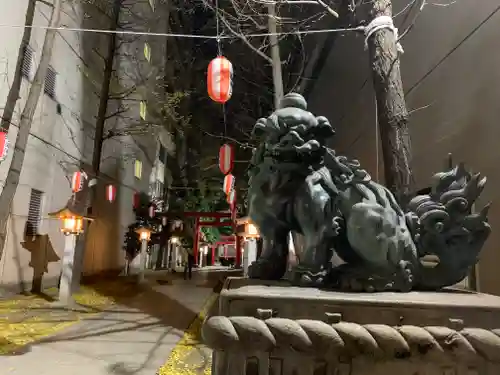 花園神社の狛犬