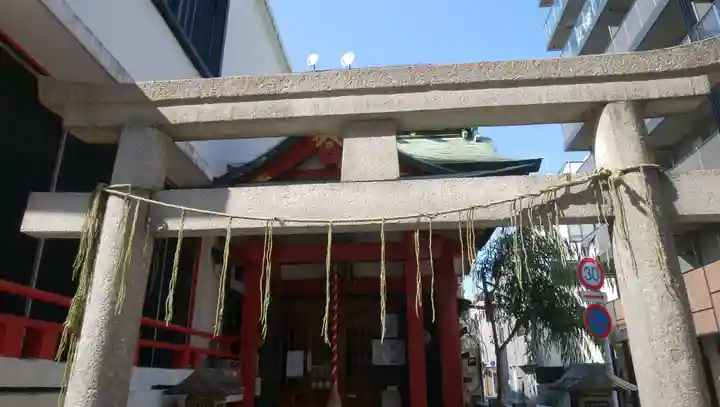 篠塚稲荷神社の鳥居
