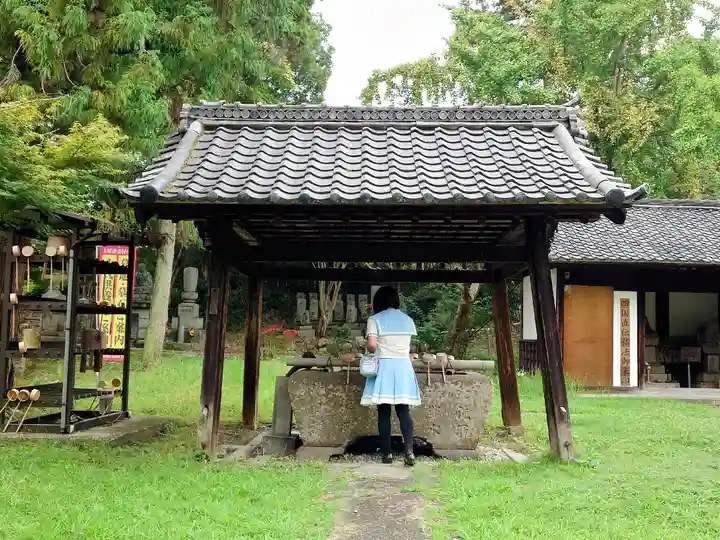 乾坤院の手水舎