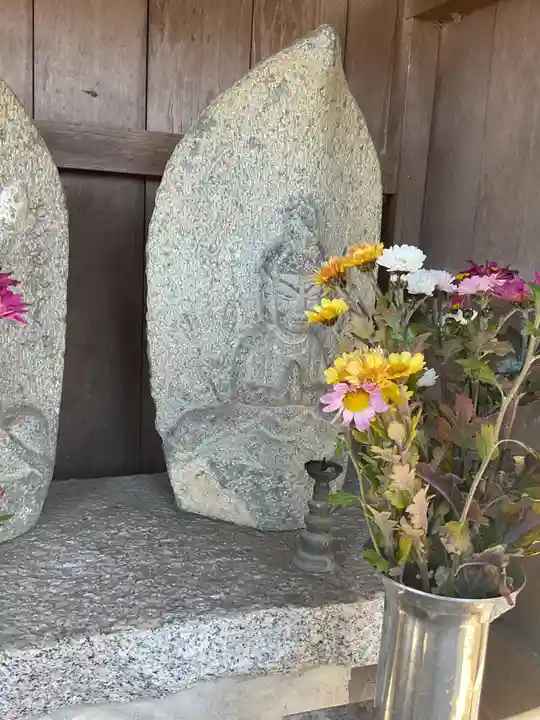 津島神社・仏堂(前原)の仏像
