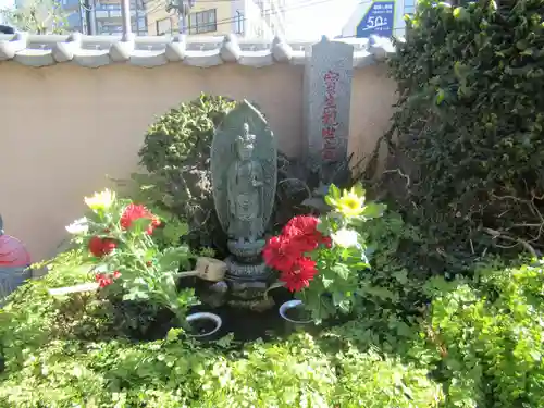 神楽坂安養寺の仏像