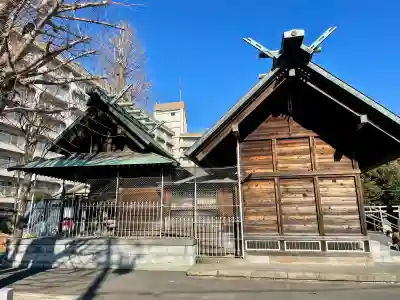 本一色天祖神社の{uncategorized: "未分類", other: "その他", undefined: "問題あり", building: "その他建物", grave: "お墓", sacred_gate: "鳥居", guardian: "狛犬", statue: "像", buddha: "仏像", history: "歴史", nature: "自然", garden: "庭園", animal: "動物", pagoda: "塔", temizu: "手水舎", mountain_gate: "山門・神門", sanctuary: "本殿・本堂", subordinate: "末社・摂社", art: "芸術", scenery: "景色", jizo: "地蔵", ema: "絵馬", goshuin: "御朱印", omikuji: "おみくじ", items: "授与品その他", amulet: "お守り", goshuincho: "御朱印帳", eats: "食事", festival: "お祭り", votive_dance: "神楽", shichigosan: "七五三参", wedding: "結婚式", experience: "体験その他", initially: "初詣", around: "周辺", anti_infection: "感染症対策"}