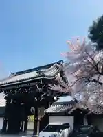 佛光寺の山門・神門