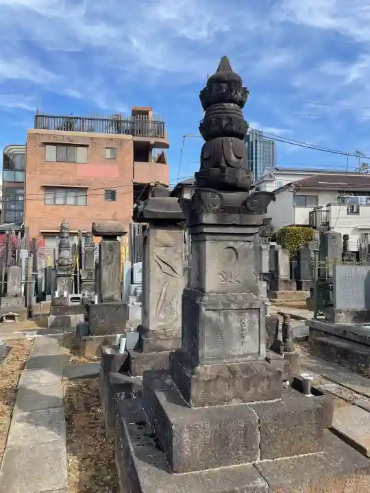 西念寺の{uncategorized: "未分類", other: "その他", undefined: "問題あり", building: "その他建物", grave: "お墓", sacred_gate: "鳥居", guardian: "狛犬", statue: "像", buddha: "仏像", history: "歴史", nature: "自然", garden: "庭園", animal: "動物", pagoda: "塔", temizu: "手水舎", mountain_gate: "山門・神門", sanctuary: "本殿・本堂", subordinate: "末社・摂社", art: "芸術", scenery: "景色", jizo: "地蔵", ema: "絵馬", goshuin: "御朱印", omikuji: "おみくじ", items: "授与品その他", amulet: "お守り", goshuincho: "御朱印帳", eats: "食事", festival: "お祭り", votive_dance: "神楽", shichigosan: "七五三参", wedding: "結婚式", experience: "体験その他", initially: "初詣", around: "周辺", anti_infection: "感染症対策"}