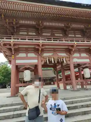 津島神社の山門・神門