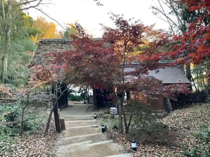 教林坊の山門・神門