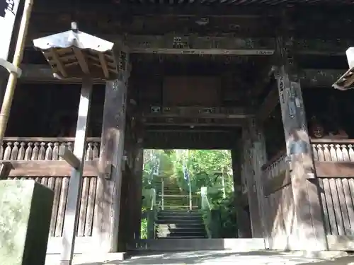 杉本寺の山門