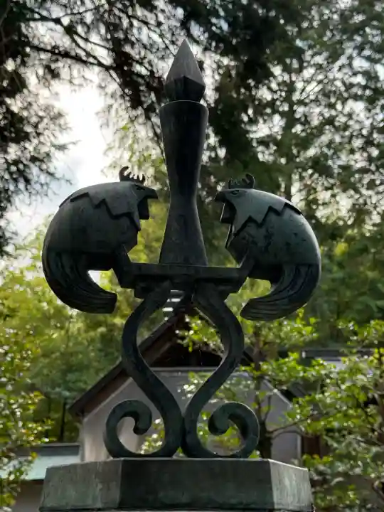 伏見神宝神社の{uncategorized: "未分類", other: "その他", undefined: "問題あり", building: "その他建物", grave: "お墓", sacred_gate: "鳥居", guardian: "狛犬", statue: "像", buddha: "仏像", history: "歴史", nature: "自然", garden: "庭園", animal: "動物", pagoda: "塔", temizu: "手水舎", mountain_gate: "山門・神門", sanctuary: "本殿・本堂", subordinate: "末社・摂社", art: "芸術", scenery: "景色", jizo: "地蔵", ema: "絵馬", goshuin: "御朱印", omikuji: "おみくじ", items: "授与品その他", amulet: "お守り", goshuincho: "御朱印帳", eats: "食事", festival: "お祭り", votive_dance: "神楽", shichigosan: "七五三参", wedding: "結婚式", experience: "体験その他", initially: "初詣", around: "周辺", anti_infection: "感染症対策"}