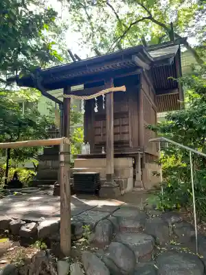 猿楽神社の{uncategorized: "未分類", other: "その他", undefined: "問題あり", building: "その他建物", grave: "お墓", sacred_gate: "鳥居", guardian: "狛犬", statue: "像", buddha: "仏像", history: "歴史", nature: "自然", garden: "庭園", animal: "動物", pagoda: "塔", temizu: "手水舎", mountain_gate: "山門・神門", sanctuary: "本殿・本堂", subordinate: "末社・摂社", art: "芸術", scenery: "景色", jizo: "地蔵", ema: "絵馬", goshuin: "御朱印", omikuji: "おみくじ", items: "授与品その他", amulet: "お守り", goshuincho: "御朱印帳", eats: "食事", festival: "お祭り", votive_dance: "神楽", shichigosan: "七五三参", wedding: "結婚式", experience: "体験その他", initially: "初詣", around: "周辺", anti_infection: "感染症対策"}