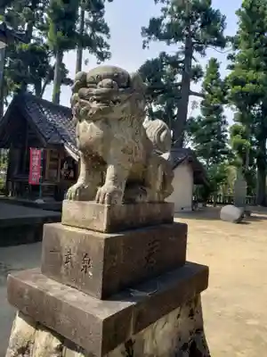 惣社白山神社の狛犬