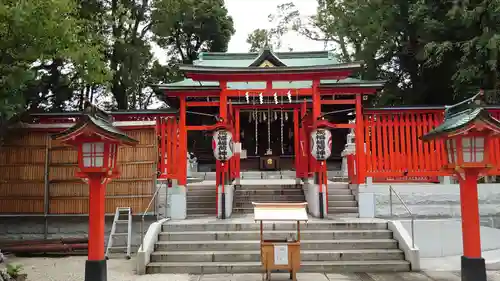 馬橋稲荷神社の鳥居