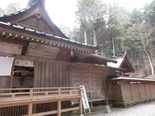 御岩神社の本殿・本堂