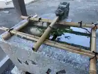 相模国総社六所神社の手水舎