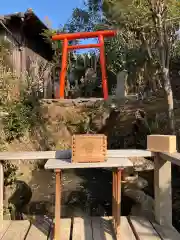 横浜御嶽神社の末社